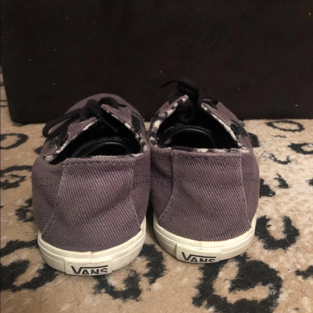Vans - Picture 4 of 4